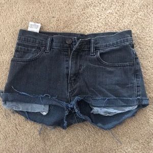 Black levis shorts